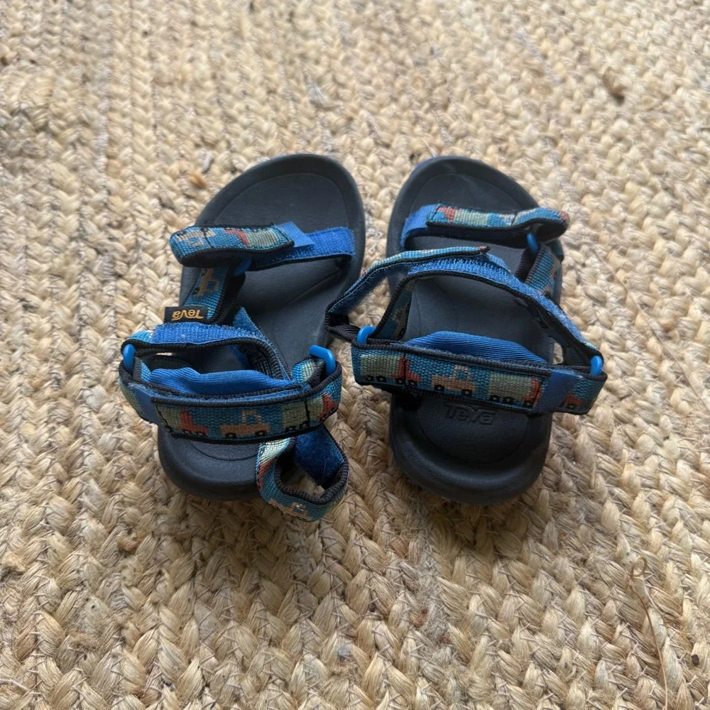 Teva Hurricane XLT 2 Blue Truck Construction Sandals Toddler Size 7 1019390T